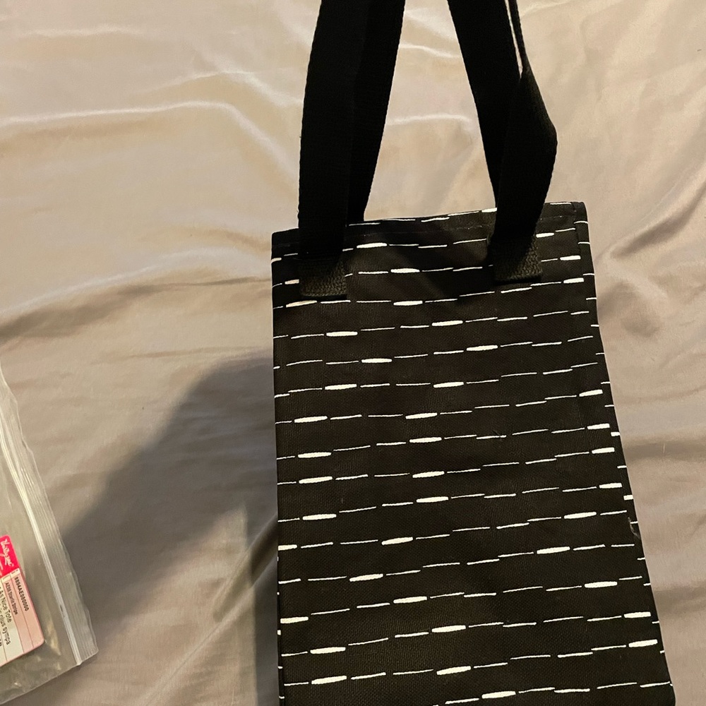 Thirty one wine bag